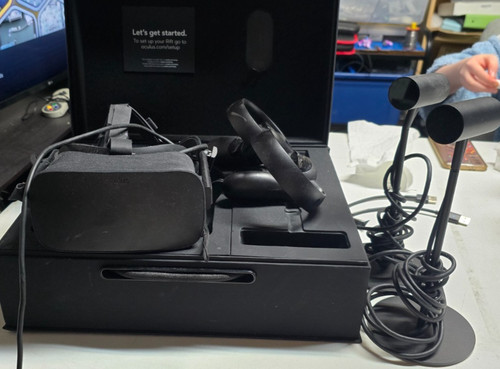 Oculus rift powered vr - s,